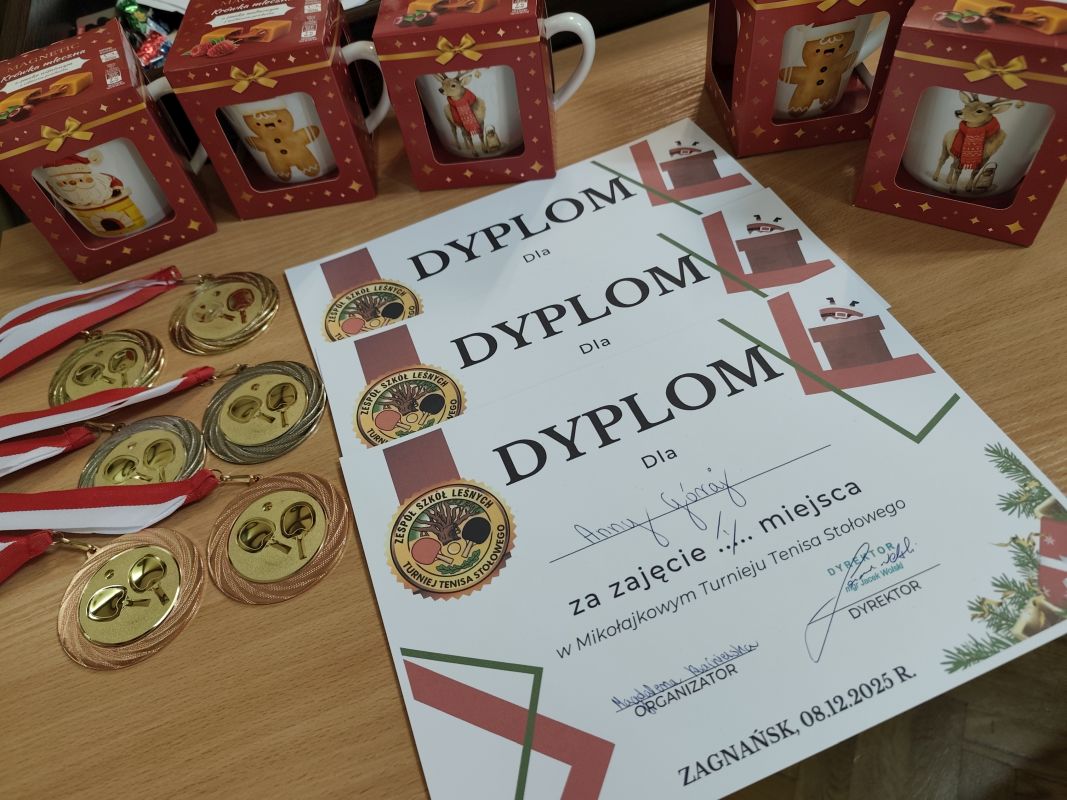 Mikołajkowy Turniej Tenisa Stołowego