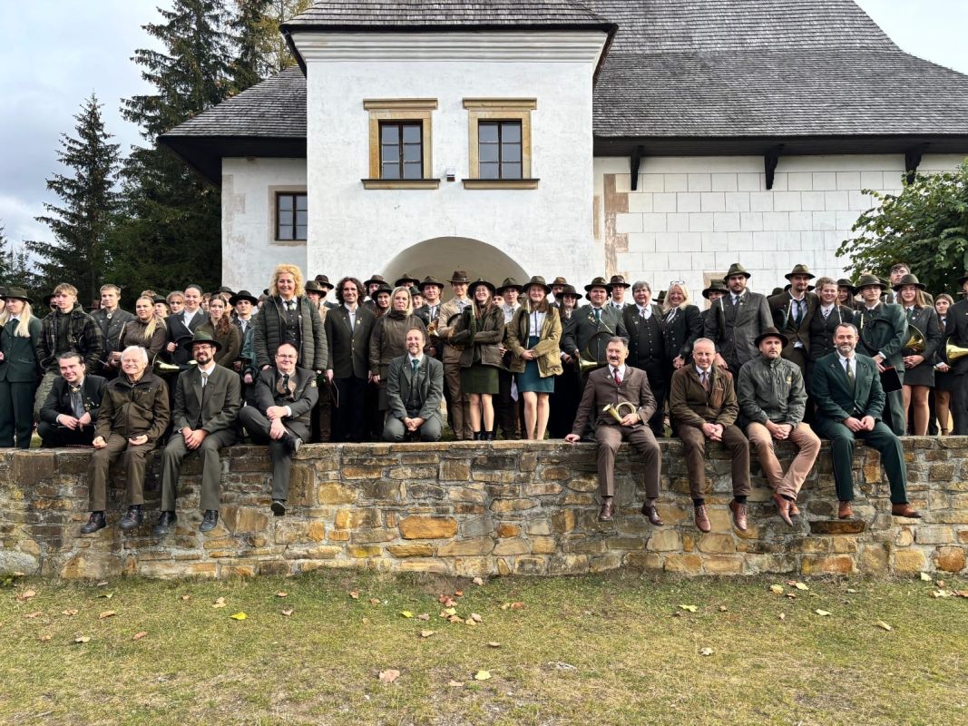 Uczniowie ZSL w Zagnańsku na XV Międzynarodowym Seminarium Studentów Sygnalistów Myśliwskich na Słowacji