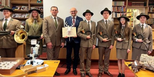 28-04-2022 „Przyroda nas zachwyca, ekologia zobowiązuje”