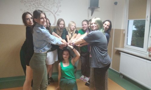 Zajęcia integracyjne uczennic klas pierwszych